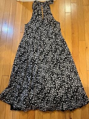 Kenneth Cole Reaction black and white geometric pattern dress